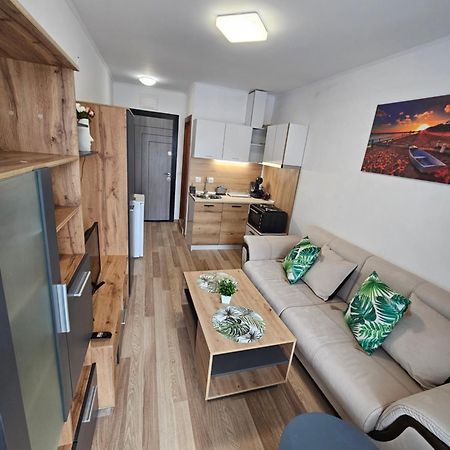 Студио Перла Burgas Stad Buitenkant foto