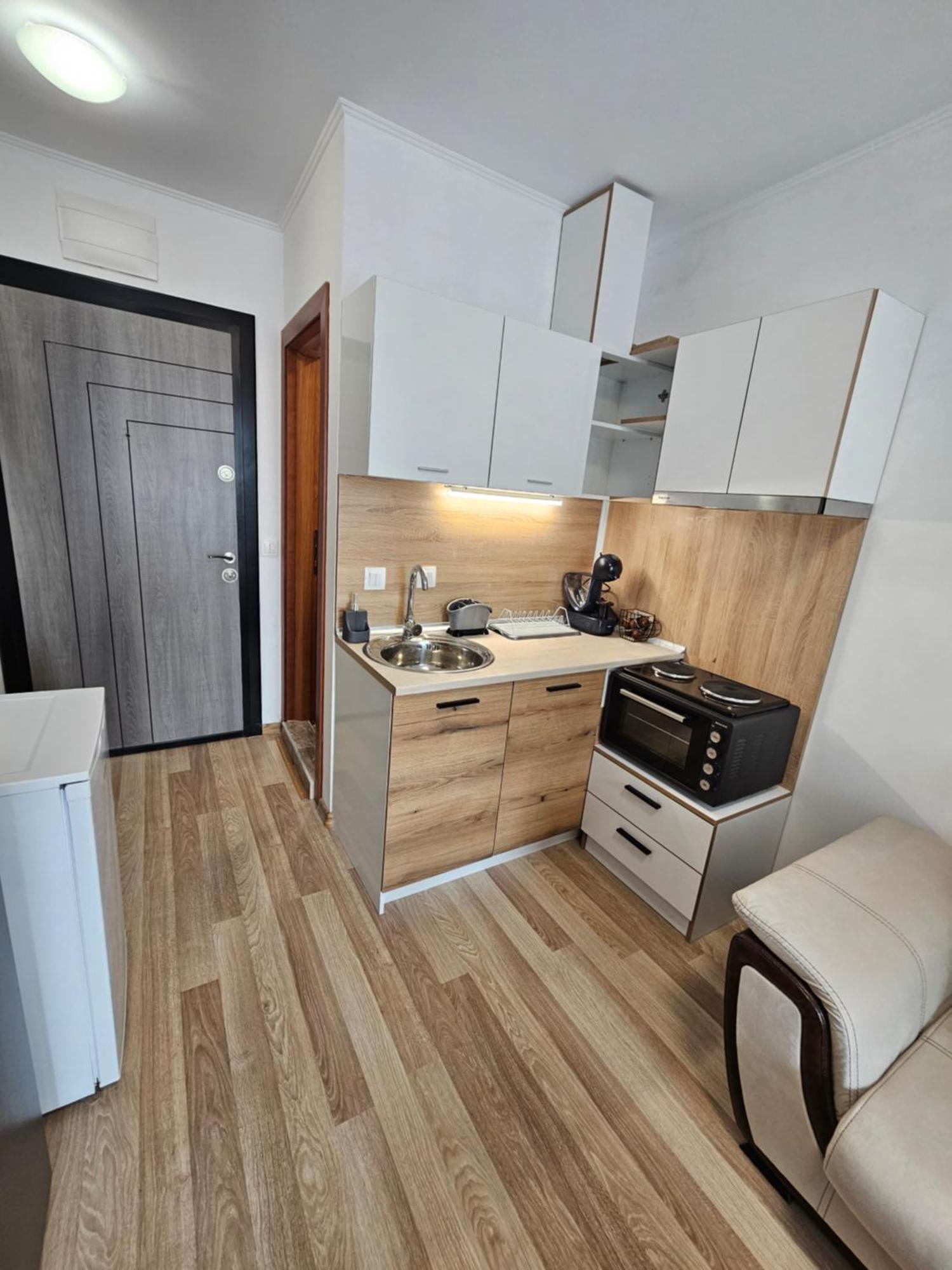Студио Перла Burgas Stad Buitenkant foto